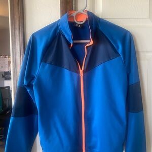🌟5/$15 Boy’s Blue and Orange lightweight Jacket